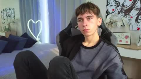 Snapshot of mr_lucky_guy chatting on February 2025 06:15:02 AM Kris online show from February 2025 06:15:02 AM