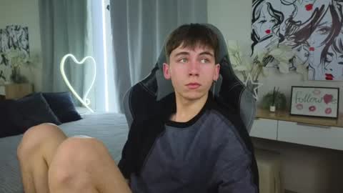 Snapshot of mr_lucky_guy chatting on February 2025 08:39:01 AM Kris online show from February 2025 08:39:01 AM