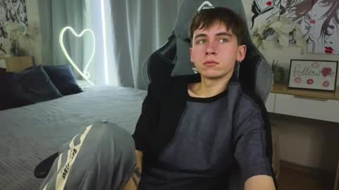 Snapshot of mr_lucky_guy chatting on February 2025 11:41:02 AM Kris online show from February 2025 11:41:02 AM