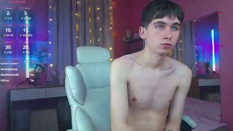 Snapshot of mr_lucky_guy chatting on March 2025 12:05:02 AM Kris online show from March 2025 12:05:02 AM