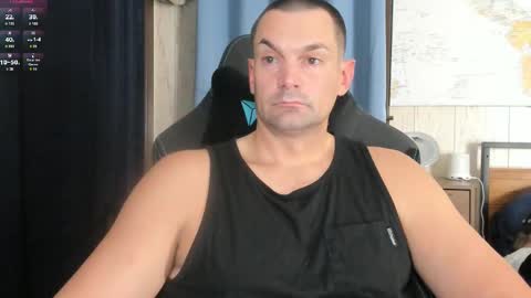 Cam online show from November 2025 09:08:01 PM