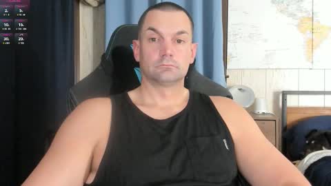Cam online show from December 2025 12:51:01 AM