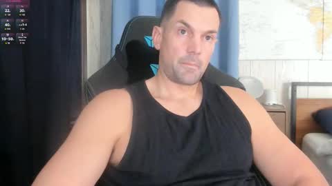 Cam online show from January 2026 06:11:02 PM
