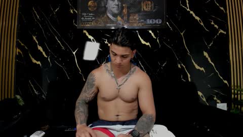 mr_maximo online show from February 2026 04:55:01 AM