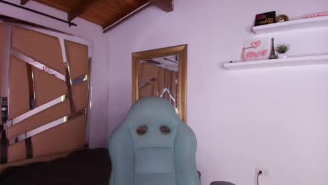 MIKEE online show from September 2025 03:08:01 AM