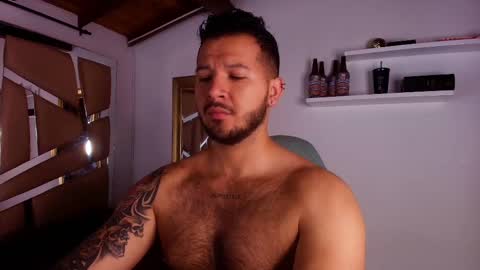 MIKEE online show from October 2025 03:48:02 AM