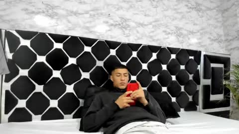 Mr Porn  online show from May 2026 03:17:01 PM