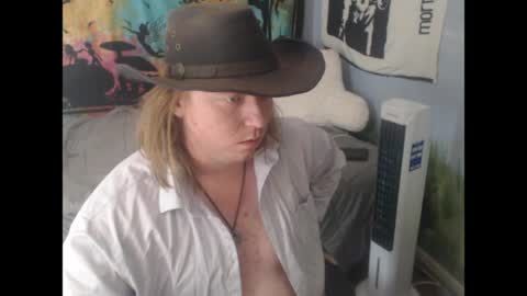 mr_strawberry online show from April 2026 04:26:01 PM