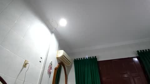 Snapshot of mr_thick89 chatting on October 2025 09:38:02 AM mr_thick89 online show from October 2025 09:38:02 AM