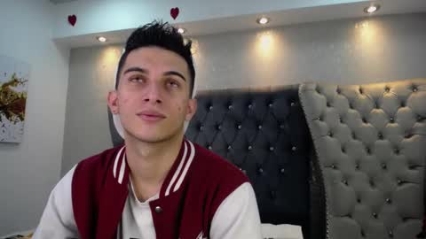 Snapshot of mr_williseo chatting on February 2025 08:11:01 PM williseo online show from February 2025 08:11:01 PM