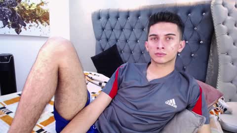 Snapshot of mr_williseo chatting on February 2025 08:31:01 PM williseo online show from February 2025 08:31:01 PM