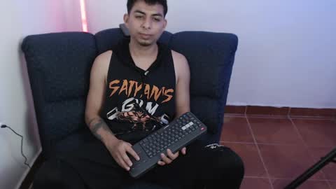 Alpha LATINO online show from April 2026 04:30:02 AM