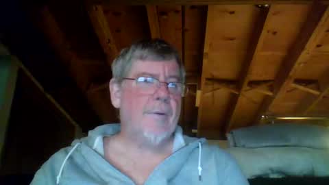 mrblade666 online show from November 2025 11:26:02 PM