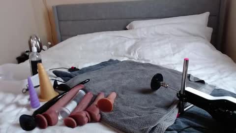 Snapshot of mrcoffee4her chatting on November 2025 04:55:01 AM MrCoffee online show from November 2025 04:55:01 AM