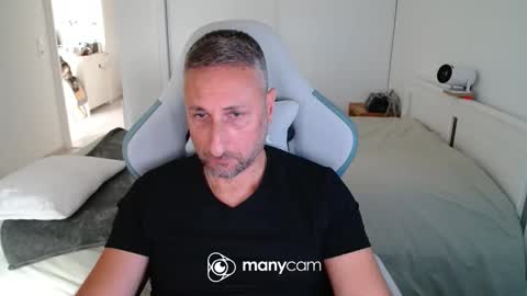 Snapshot of mrdr000 chatting on June 2026 10:27:02 AM mrdr000 online show from June 2026 10:27:02 AM