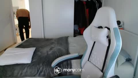 Snapshot of mrdr000 chatting on June 2026 05:53:02 AM mrdr000 online show from June 2026 05:53:02 AM