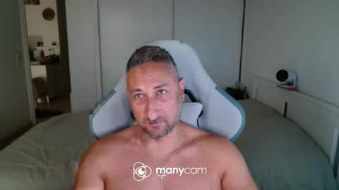 Snapshot of mrdr000 chatting on June 2026 05:34:01 AM mrdr000 online show from June 2026 05:34:01 AM