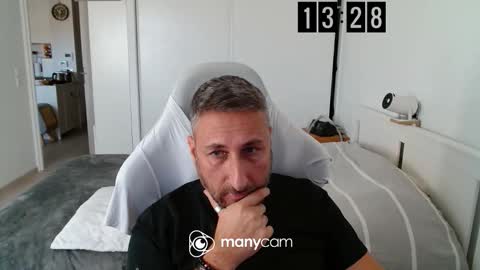 Snapshot of mrdr0o0o chatting on November 2025 12:27:02 PM mrdr0o0o online show from November 2025 12:27:02 PM