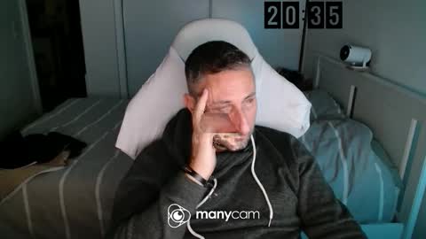 Snapshot of mrdr0o0o chatting on November 2025 07:34:02 PM mrdr0o0o online show from November 2025 07:34:02 PM