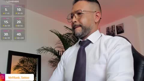 Snapshot of mrfrank_tattoo chatting on December 2024 06:42:02 PM MrFrank. online show from December 2024 06:42:02 PM