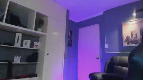 Snapshot of mrfrank_tattoo chatting on October 2025 11:47:02 AM MrFrank. online show from October 2025 11:47:02 AM