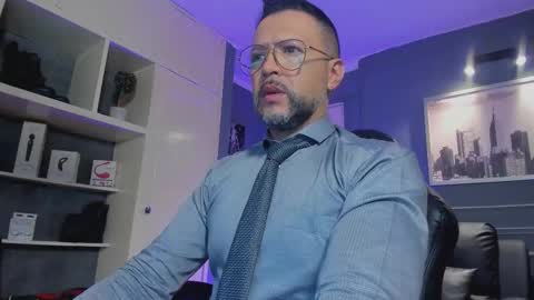 Snapshot of mrfrank_tattoo chatting on November 2025 10:39:02 AM MrFrank. online show from November 2025 10:39:02 AM