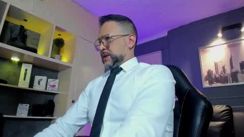 MrFrank. online show from February 2026 11:18:01 AM