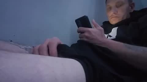 Snapshot of mrj1979 chatting on December 2024 11:01:01 AM mrj1979 online show from December 2024 11:01:01 AM