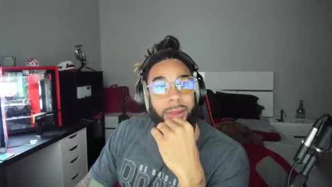 Snapshot of mrjacksonsplayroom chatting on February 2026 11:10:01 PM X TeamTJackson tnacamgirls online show from February 2026 11:10:01 PM