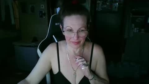 mrjshquinn online show from February 2026 12:58:02 AM