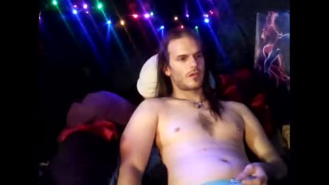 Snapshot of mrkinksized chatting on January 2025 08:25:01 AM MrKinkSized online show from January 2025 08:25:01 AM