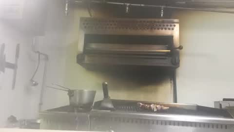 Snapshot of mrmagillacutty chatting on January 2025 02:47:02 AM Jacob Matthew online show from January 2025 02:47:02 AM