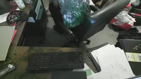 Snapshot of mrman521 chatting on January 2025 04:50:01 PM mrman521 online show from January 2025 04:50:01 PM