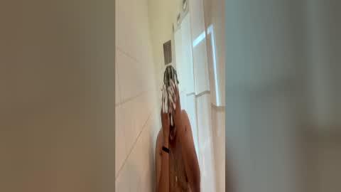 Snapshot of mrmex87 chatting on June 2026 02:58:01 AM mrmex87 online show from June 2026 02:58:01 AM