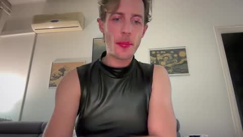 TaleOfLaura online show from December 2024 01:59:01 AM