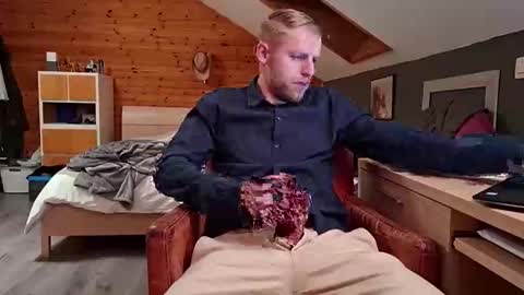 mrnobody6209 online show from April 2026 02:55:01 AM