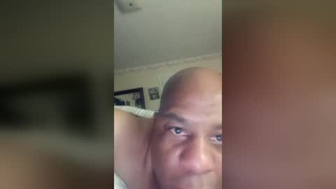 Snapshot of mrpleaseyouright chatting on July 2026 10:50:01 AM mrpleaseyouright online show from July 2026 10:50:01 AM