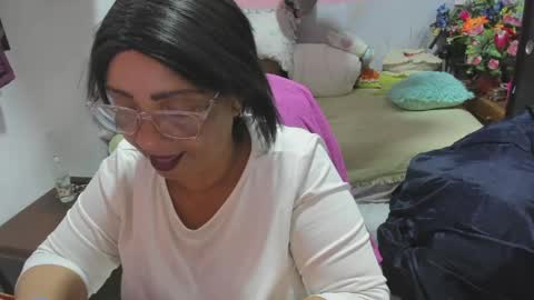 mrs_mommy online show from April 2026 12:11:02 AM