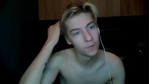 Snapshot of mrsexycum4u chatting on January 2025 09:58:01 PM Adam online show from January 2025 09:58:01 PM