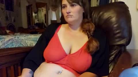 MrsLuna19 online show from October 2025 02:24:02 PM