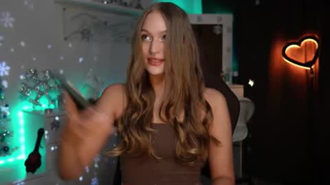 YOUR OWNER online show from December 2025 03:30:02 PM