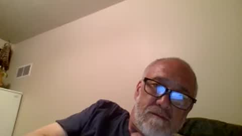 Snapshot of mrtease5 chatting on April 2026 04:38:01 AM mrtease5 online show from April 2026 04:38:01 AM