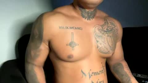 Snapshot of mrthickandfit chatting on January 2025 12:55:02 AM Tatd and Fit online show from January 2025 12:55:02 AM