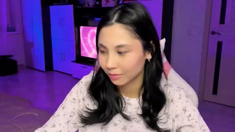 ms_emily_ online show from February 2026 06:37:02 PM