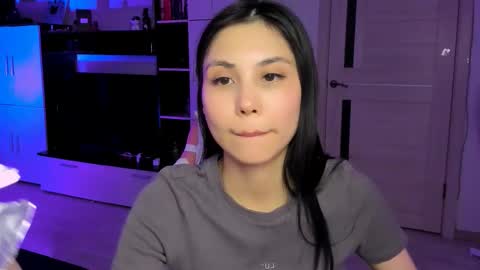 ms_emily_ online show from February 2026 07:26:02 PM