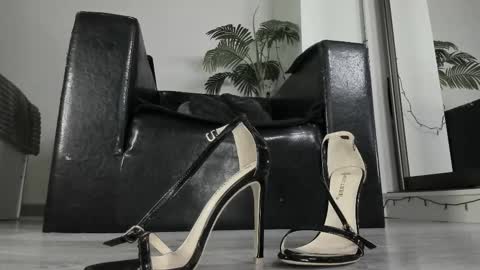 Snapshot of ms_enigma chatting on March 2025 05:39:01 PM Goddess. Miss. Lady. Queen. Madam Milady online show from March 2025 05:39:01 PM