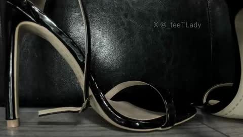 Snapshot of ms_enigma chatting on November 2025 03:43:02 PM Goddess. Miss. Lady. Queen. Madam Milady online show from November 2025 03:43:02 PM