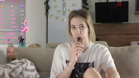 Snapshot of ms_foryou chatting on February 2025 06:30:02 AM Ms ForYOU online show from February 2025 06:30:02 AM