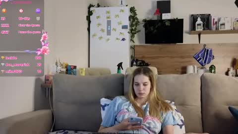 Snapshot of ms_foryou chatting on March 2025 04:39:02 AM Ms ForYOU online show from March 2025 04:39:02 AM