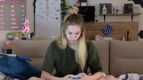 Snapshot of ms_foryou chatting on March 2025 03:29:02 PM Ms ForYOU online show from March 2025 03:29:02 PM